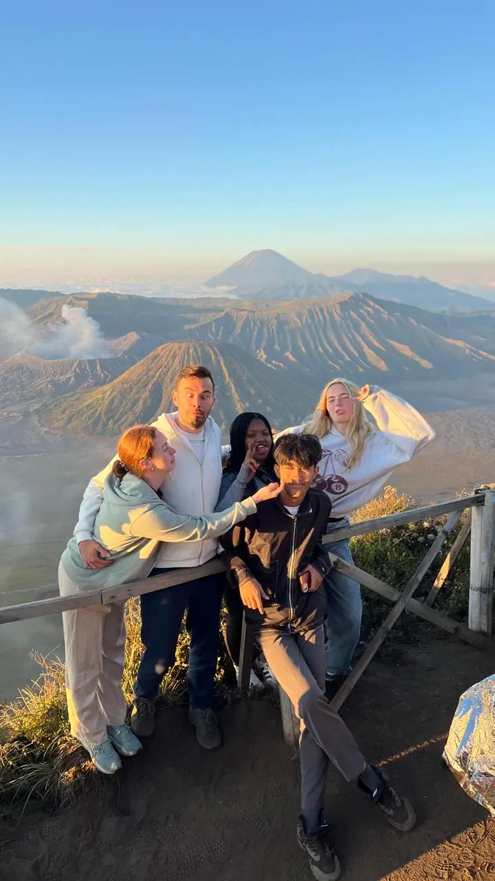 Explore Active Volcanos